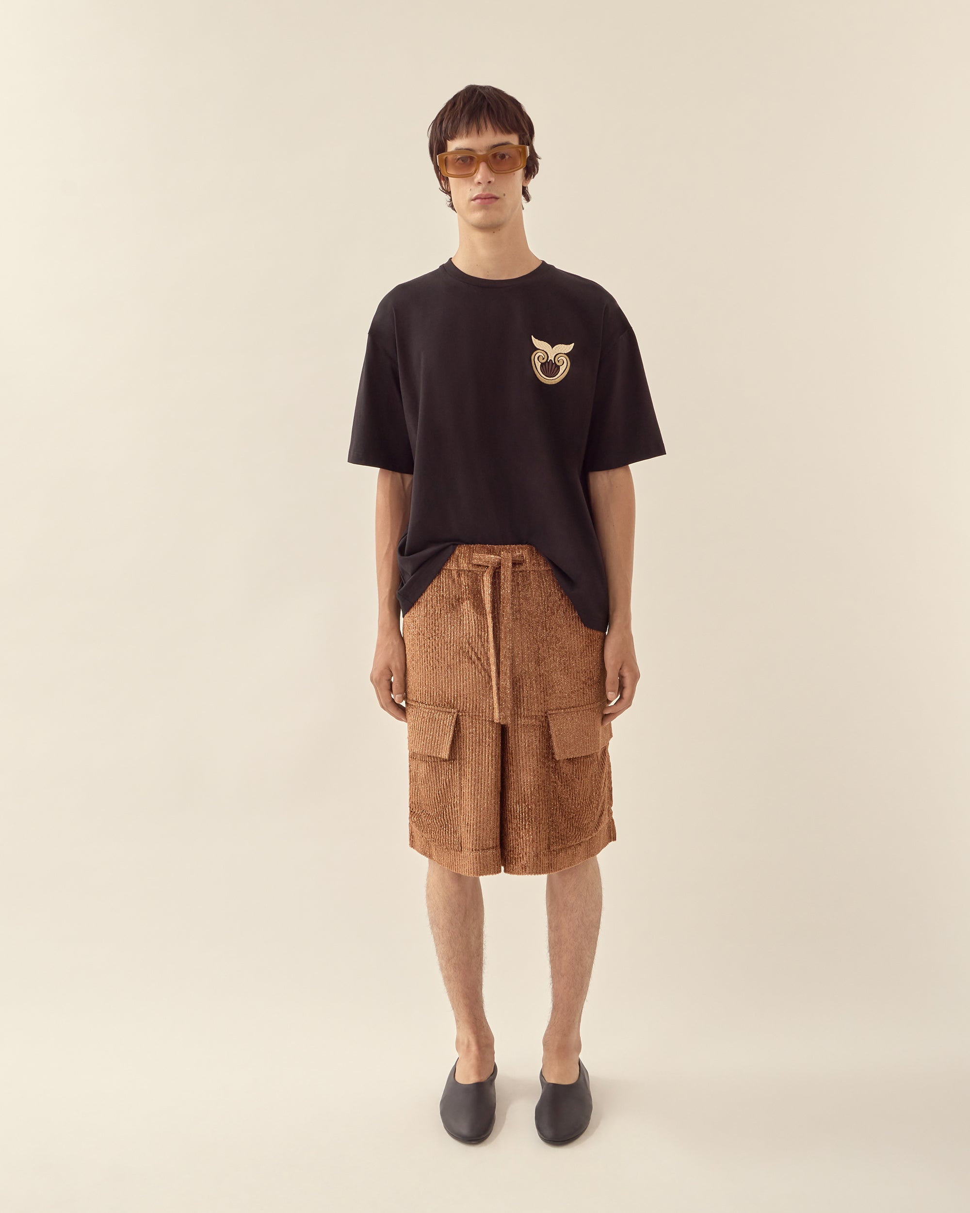 Shell Embroidered Tee