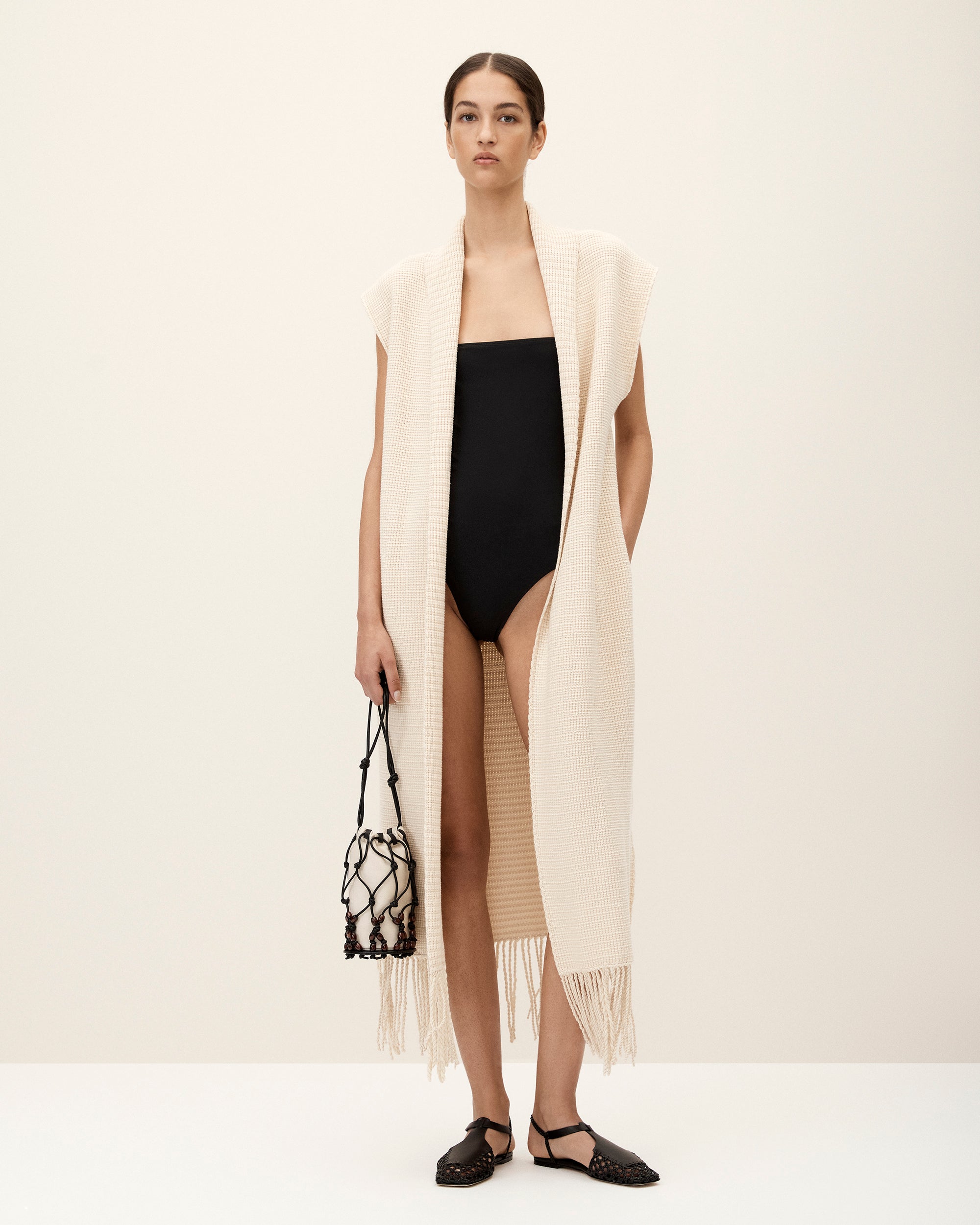COMMAS RESORT 2024 Cream Knitted Beach Robe