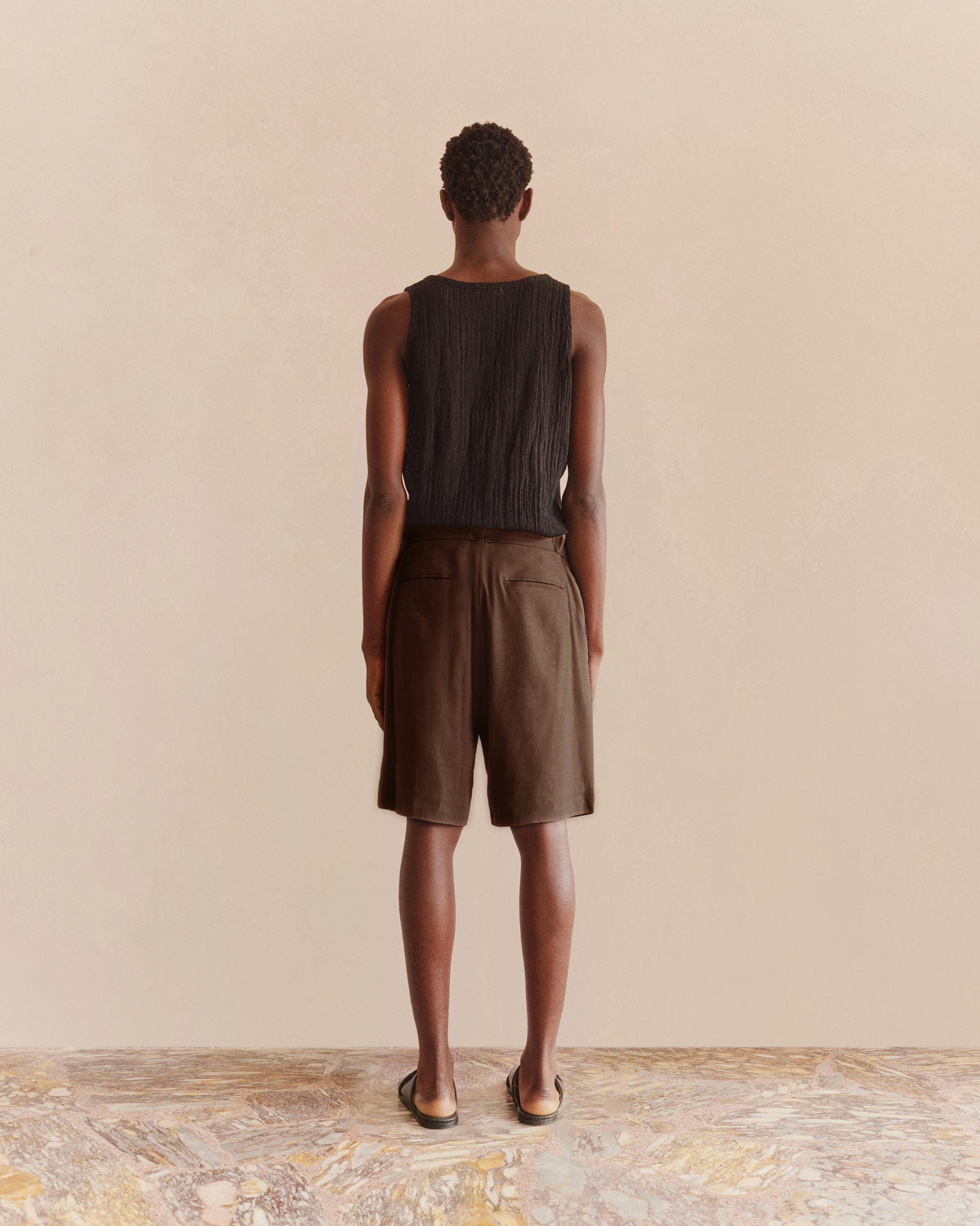 Classic Tailored Shorts Chocolate - COMMAS