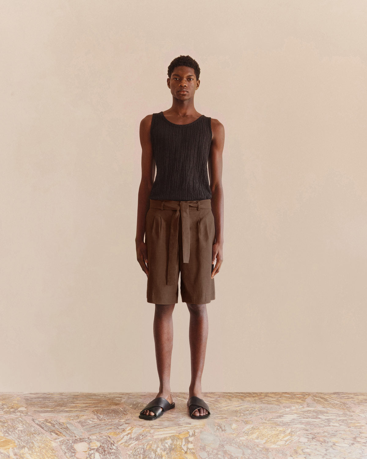 Classic Tailored Shorts Chocolate - COMMAS