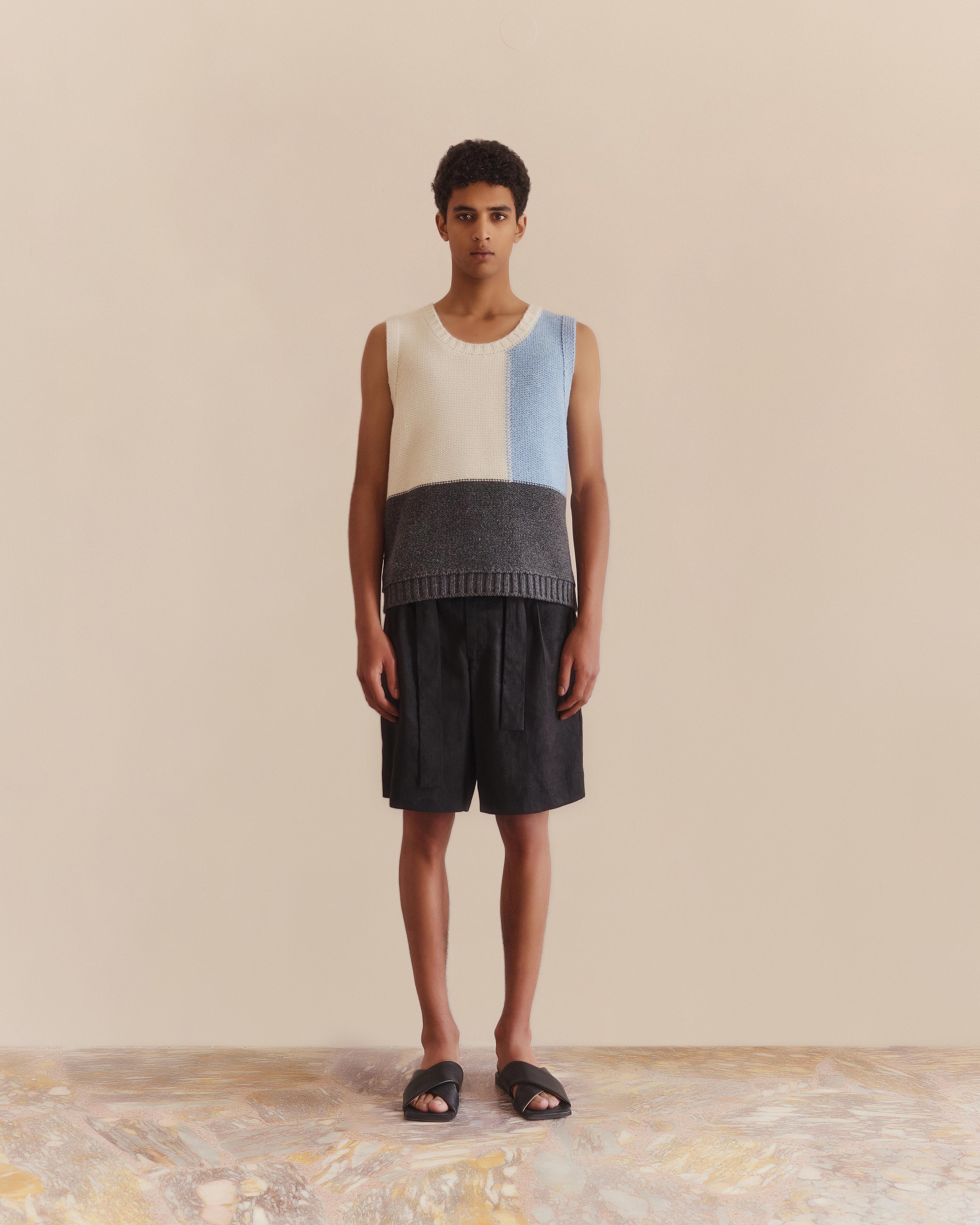 Colour Block Knit Vest - COMMAS