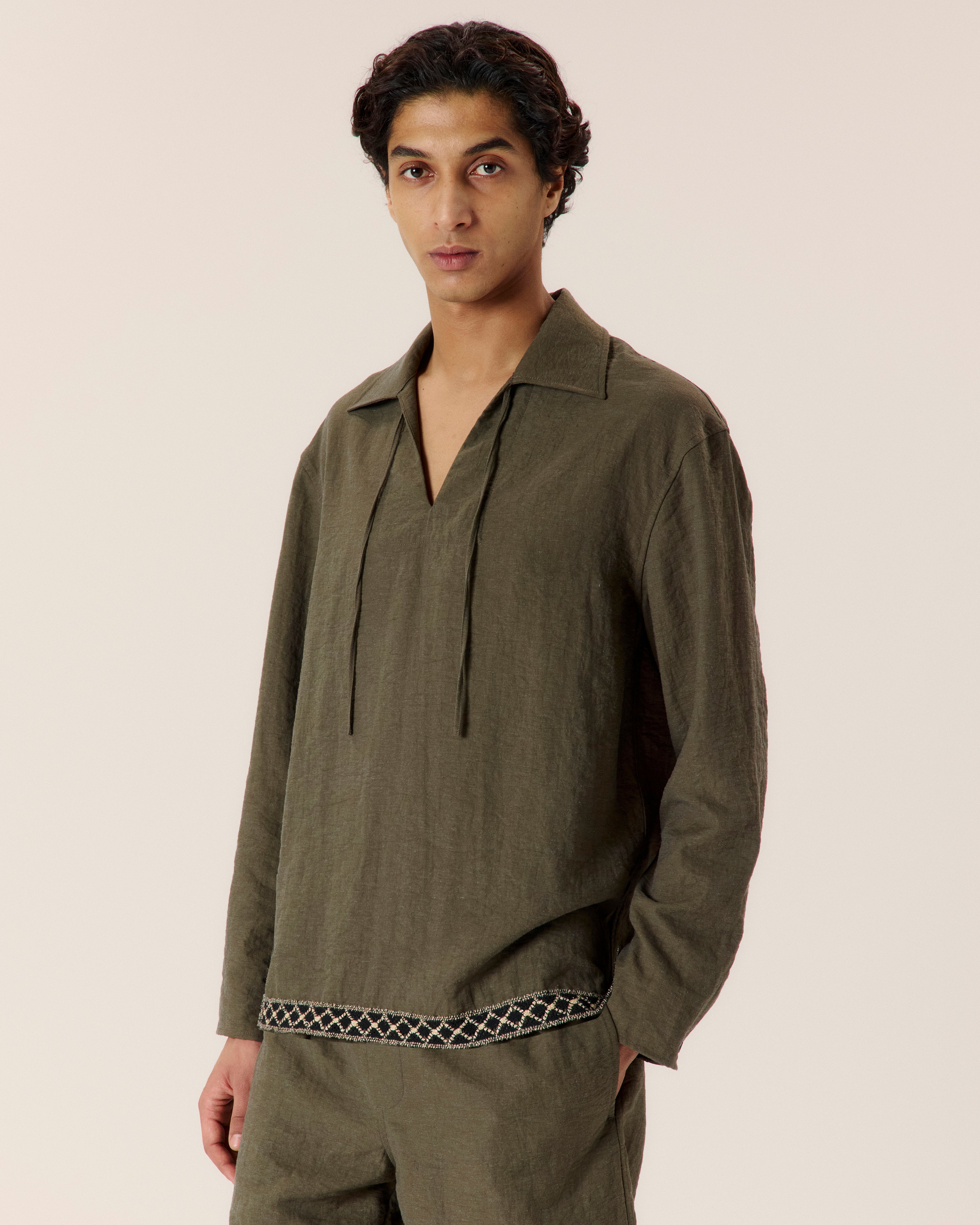 Resort Front Tie Shirt - COMMAS