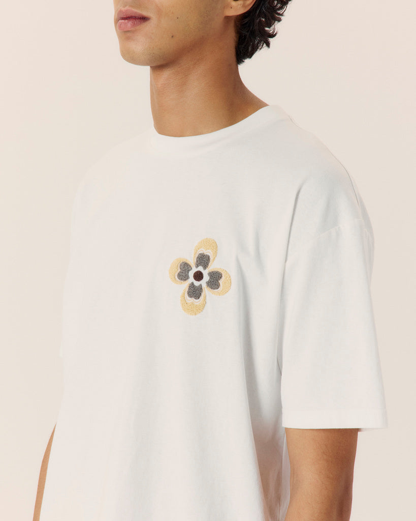 Embroidered Classic Tee - COMMAS 
